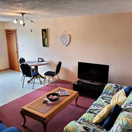 Lovely2 Bed Apt On Wild Atlantic With Free Parking